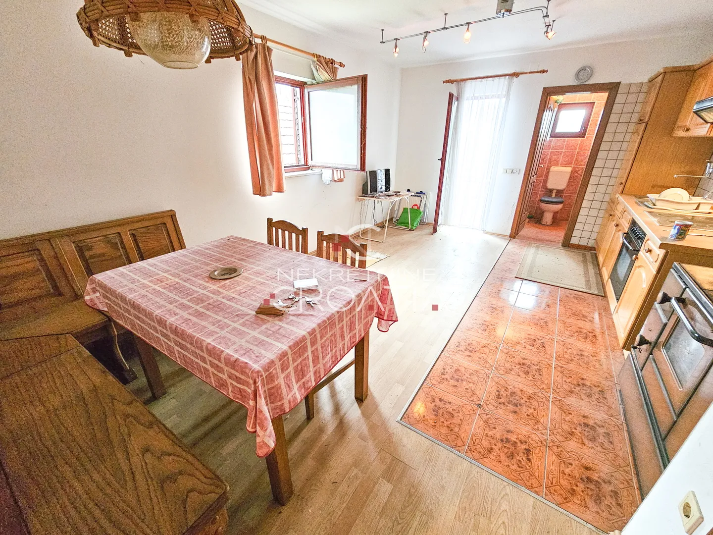 kuća sa 4 apartmana, ježovec - slika 14