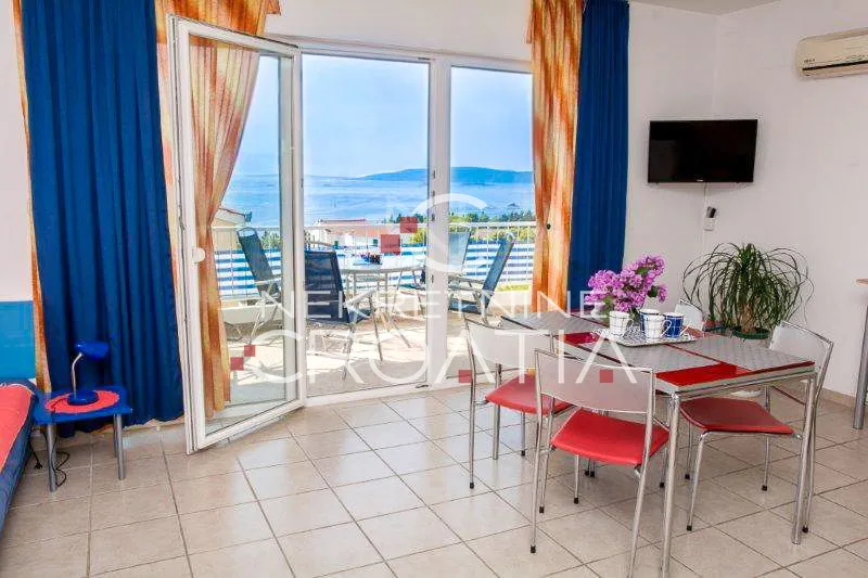 trogir, seget: kuća sa 6 apartmana! - slika 6