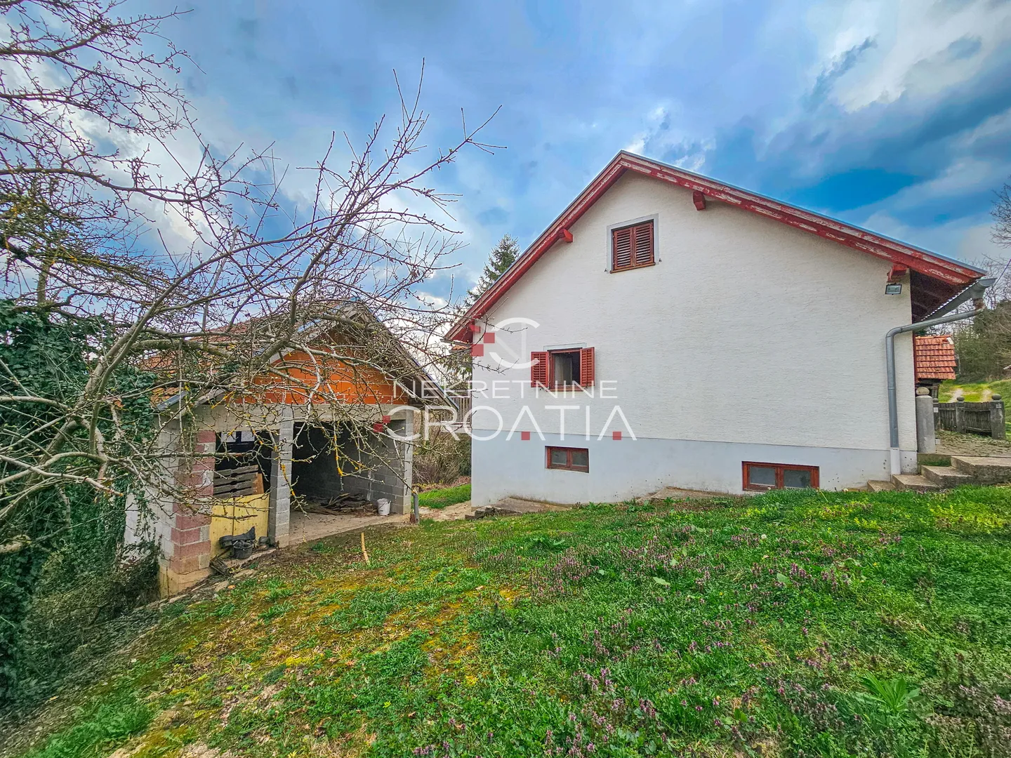 kuća sa 4 apartmana, ježovec - slika 2