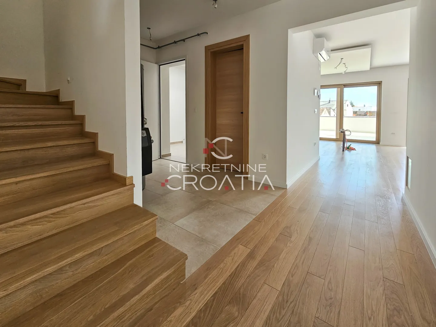 barokna jezgra, penthouse u novogradnji, 2.471€/m2 - slika 15