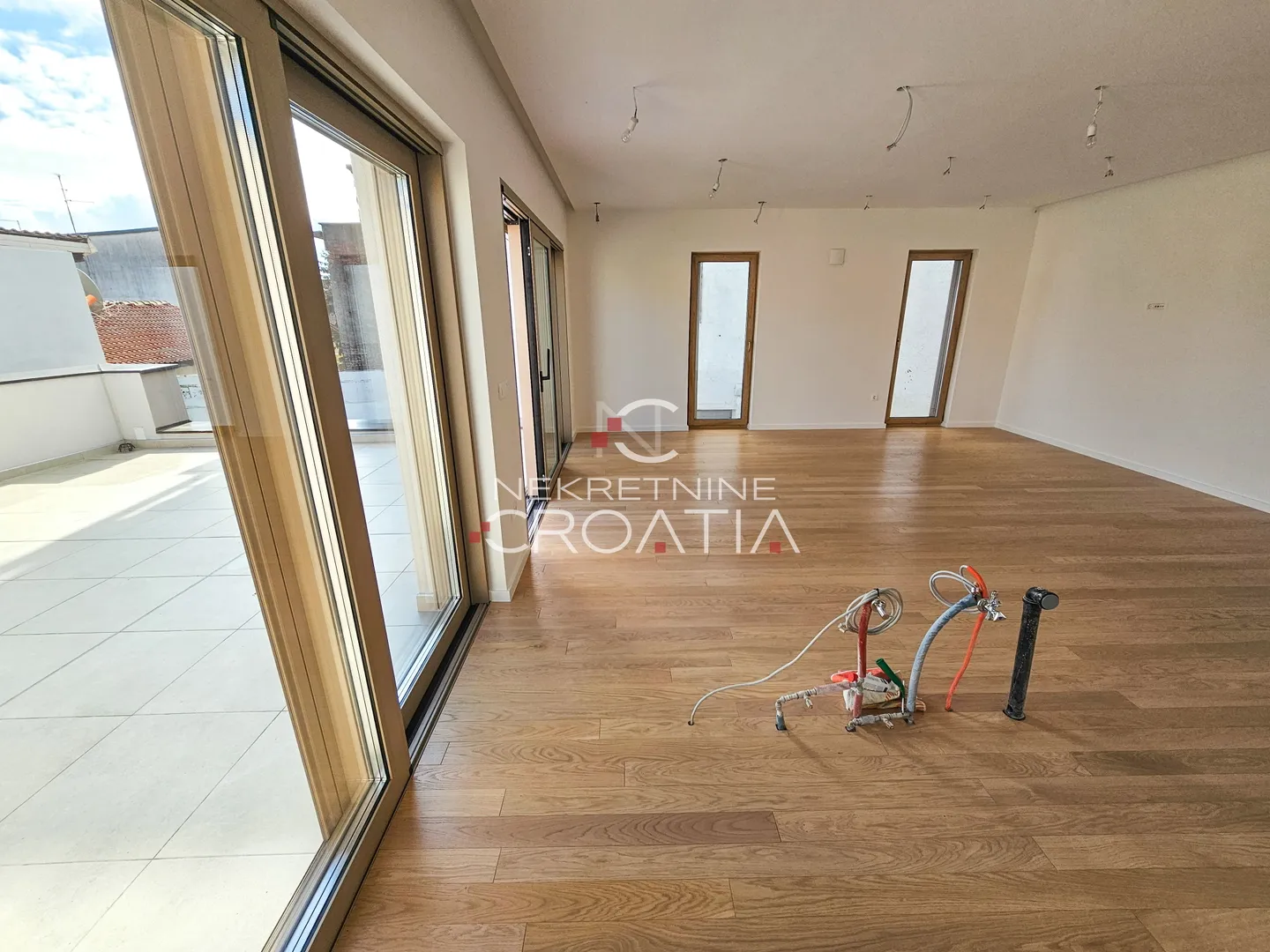 barokna jezgra, penthouse u novogradnji, 2.471€/m2 - slika 9