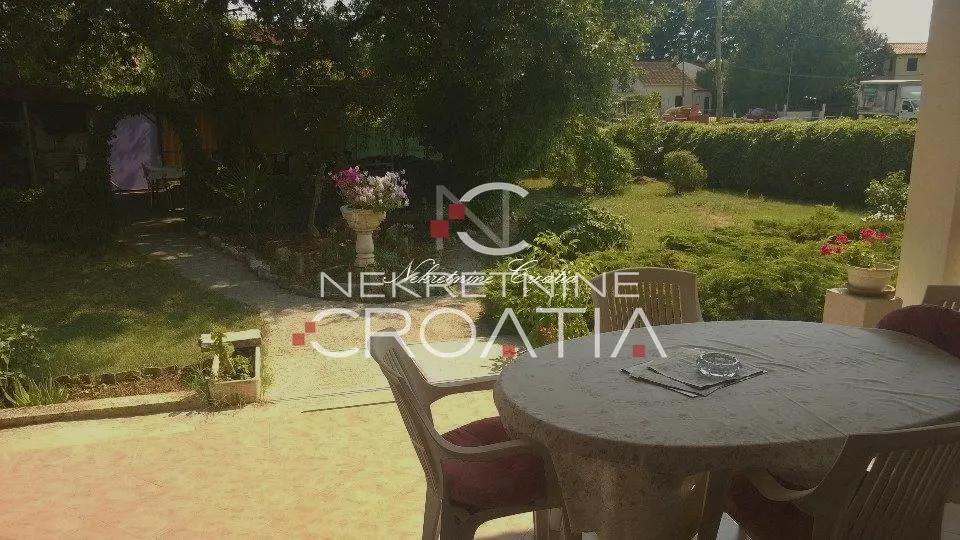 poreč: vila u i. zoni - slika 6