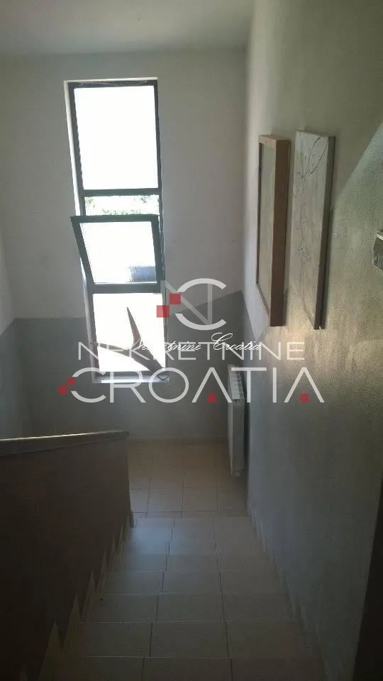 poreč: vila u i. zoni - slika 20