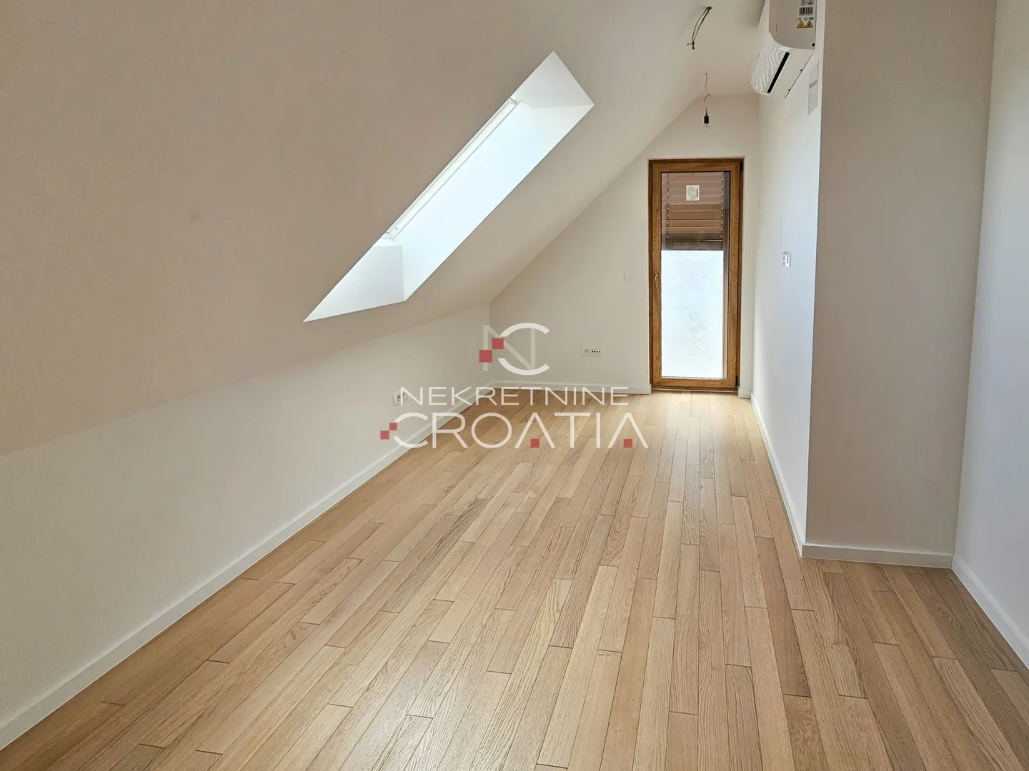 barokna jezgra, penthouse u novogradnji, 2.471€/m2 - slika 17