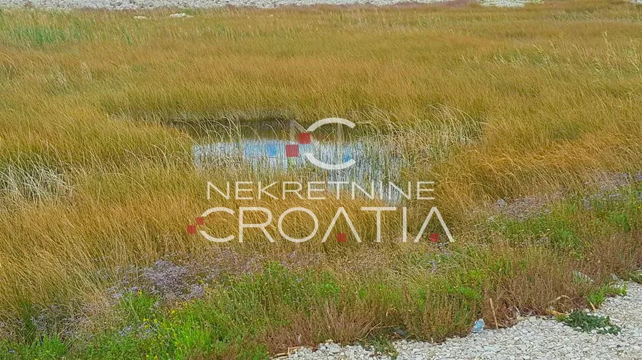 zrće, uz plažu, 134.000 m2 sa izvorom vode !!! - slika 11