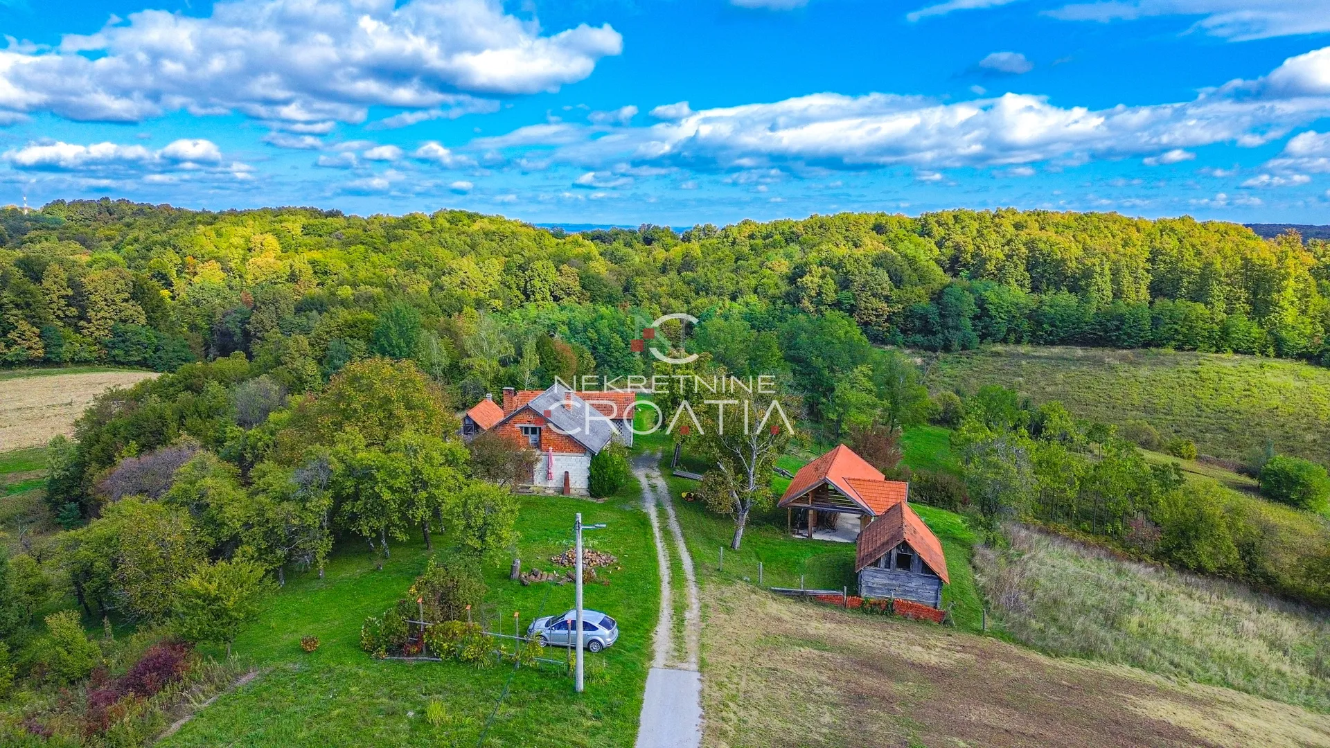 4,5 ha zemljišta + kuća - slika 3