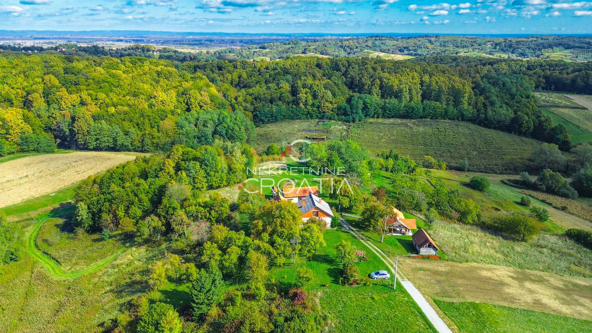 4,5 ha ZEMLJIŠTA + KUĆA - Osečka, Ivanec