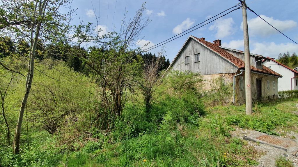 gorski kotar, starija kuća sa okućnicom do potoka - slika 6