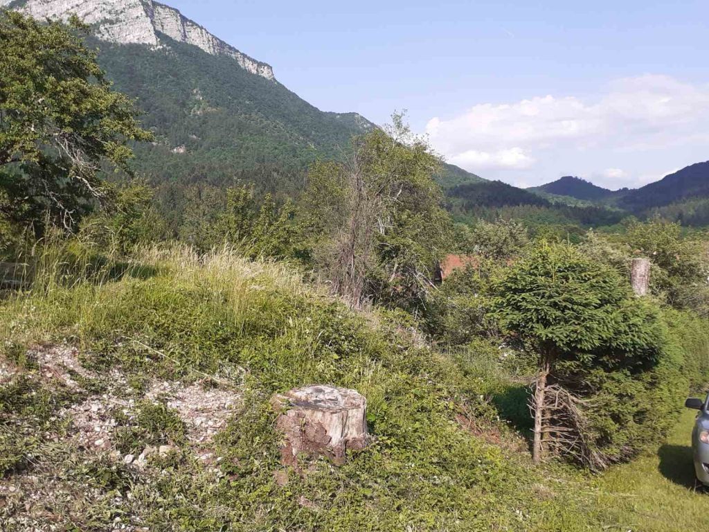 gorski kotar, kupska dolina, kuća sa gospodarskim objektom i zemljištem od 2385 m2 - slika 12