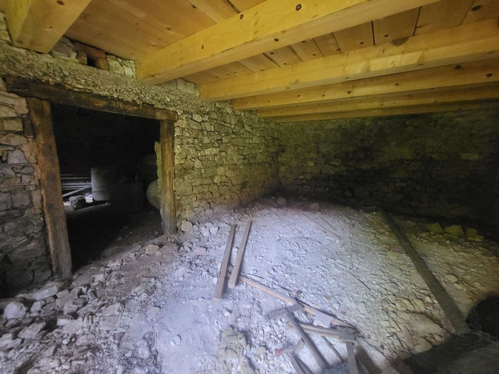 gorski kotar, kuća prodaja, blizina rijeke kupe - slika 10