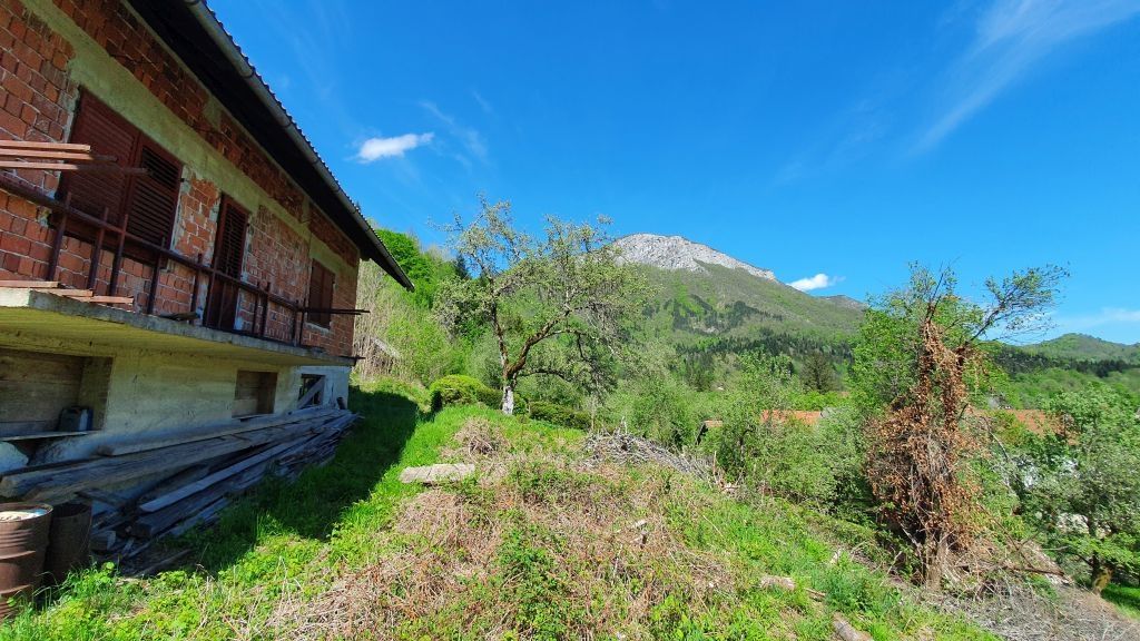 gorski kotar, kupska dolina, kuća sa gospodarskim objektom i zemljištem od 2385 m2 - slika 3