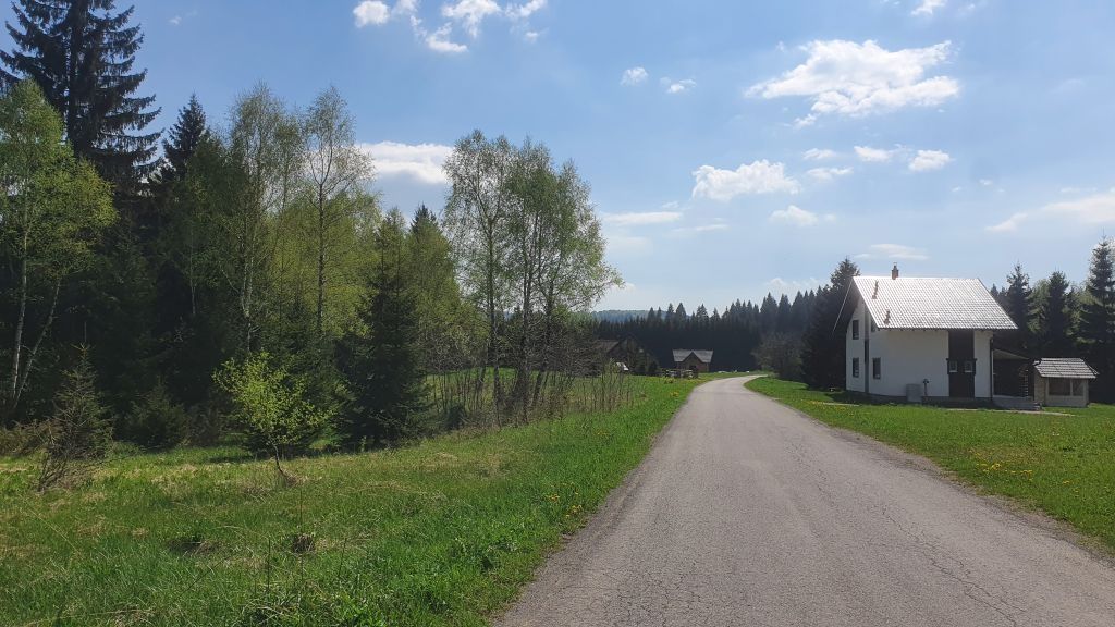 gorski kotar, hlevci, građevinsko zemljište - slika 3