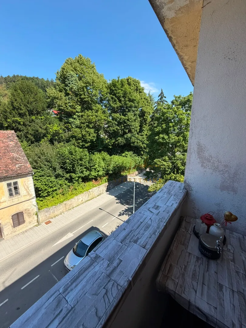 stan u centru samobora - slika 14