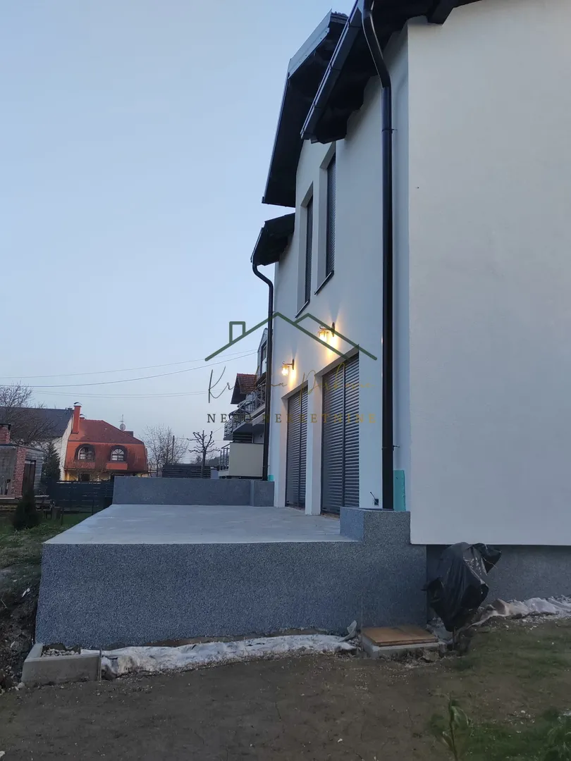 moderna obiteljska kuća u roh-bau fazi u bregani (okolica samobora) - slika 3