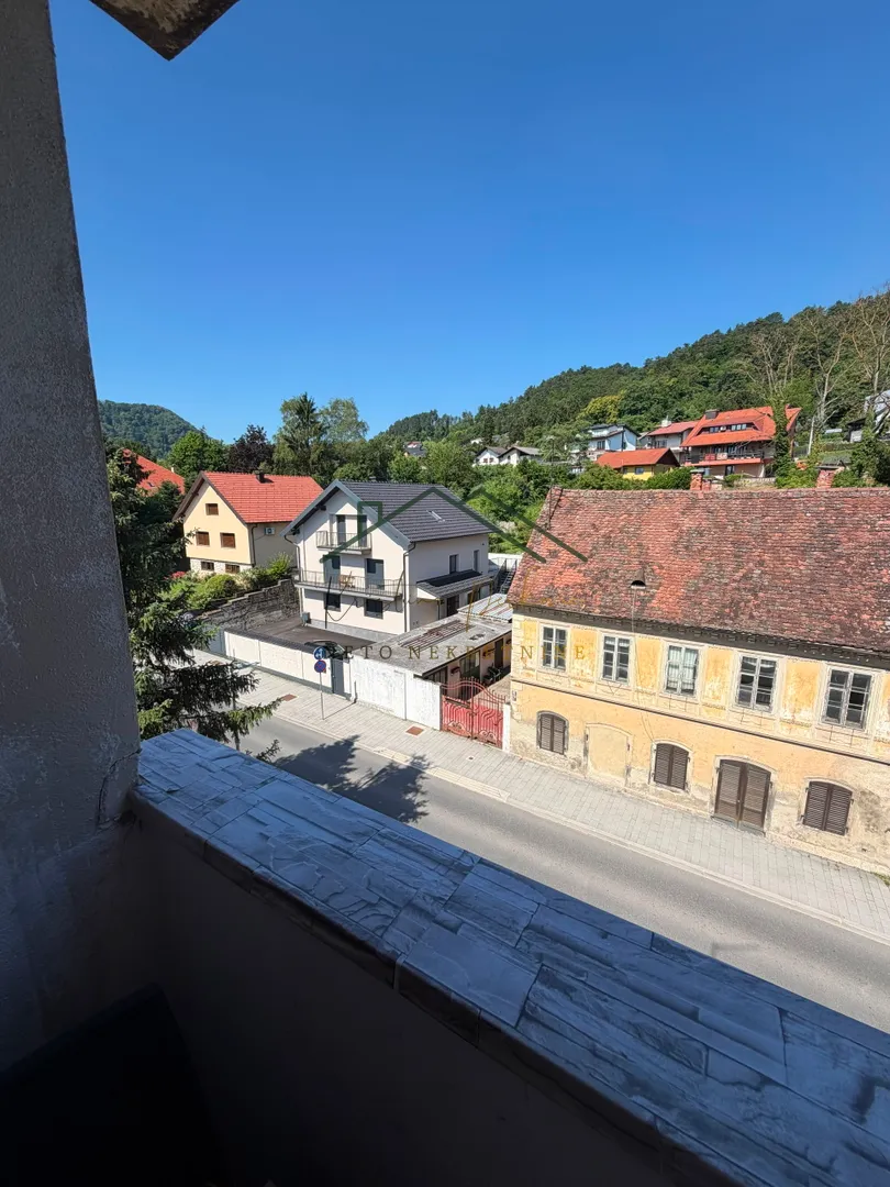 stan u centru samobora - slika 13