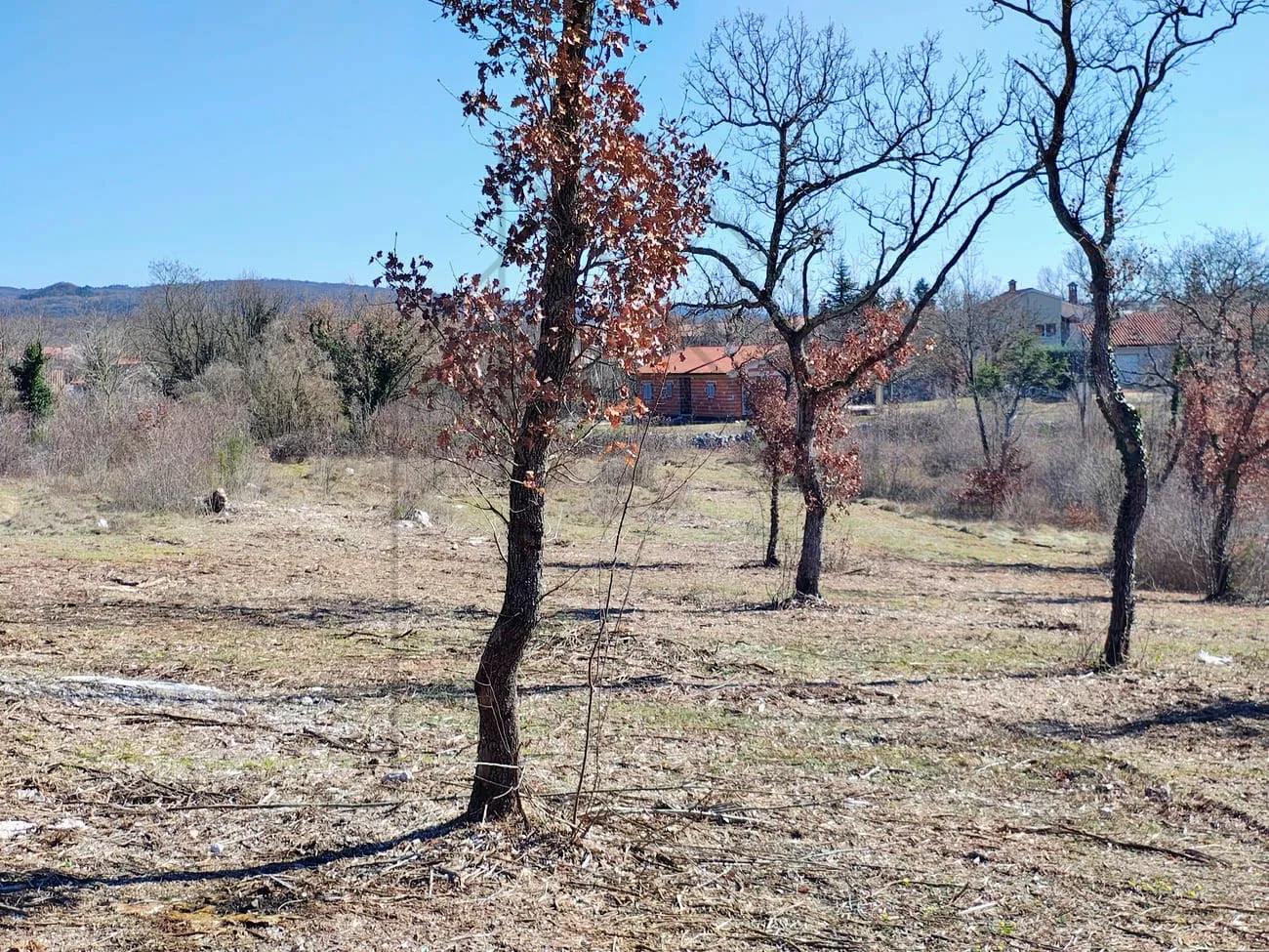 Istra, Labin, građevinsko zemljište 1448 m2