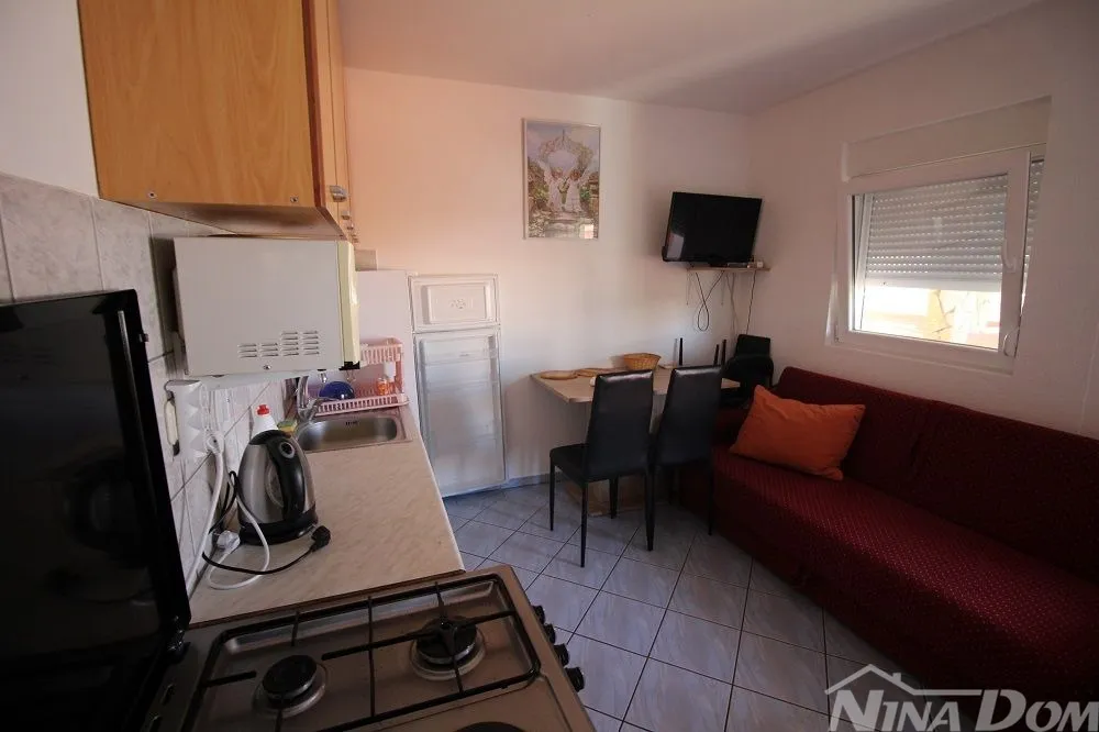 apartmanska kuća 8 apartmana 450 met.do plaže - slika 25