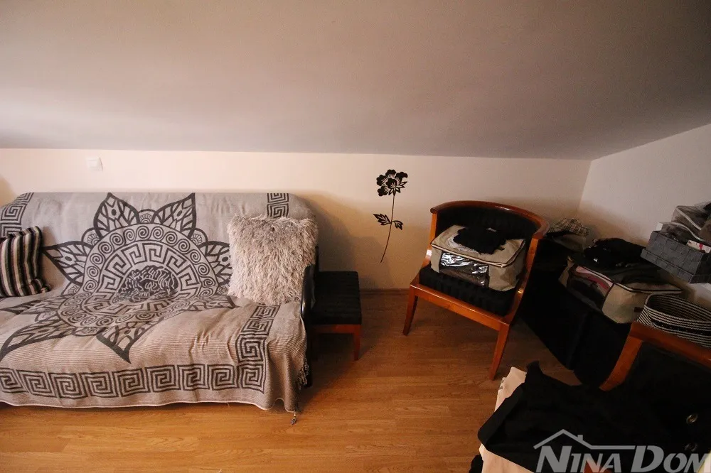 vir dalmacija 60 metara do mora apartman 102 m2 - slika 12