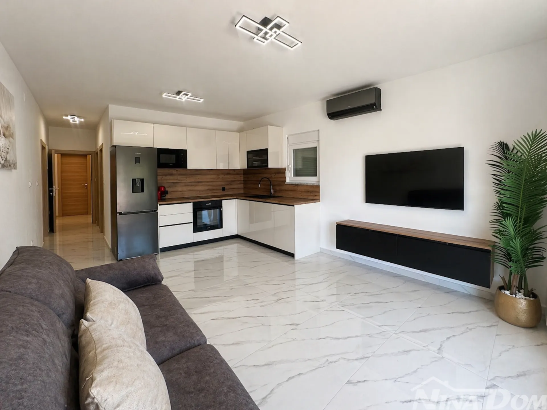 kuća s 4 apartmana+dodatno zemljište–2. red od mora pridraga, hrvatska - slika 5
