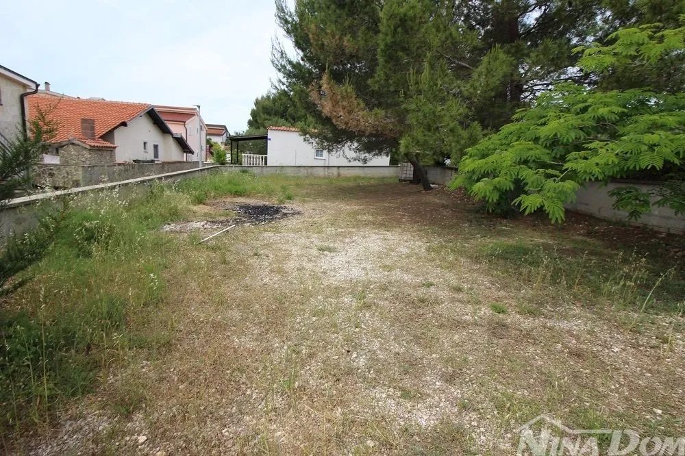 južna strana otoka vira, apartmanska kuća s 6 jedinica. - slika 21