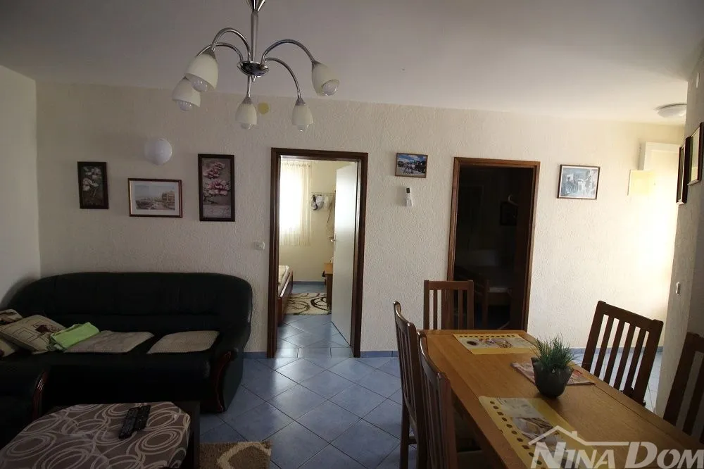 samostojeća nekretnina južna strana 120 met.do plaže - slika 12