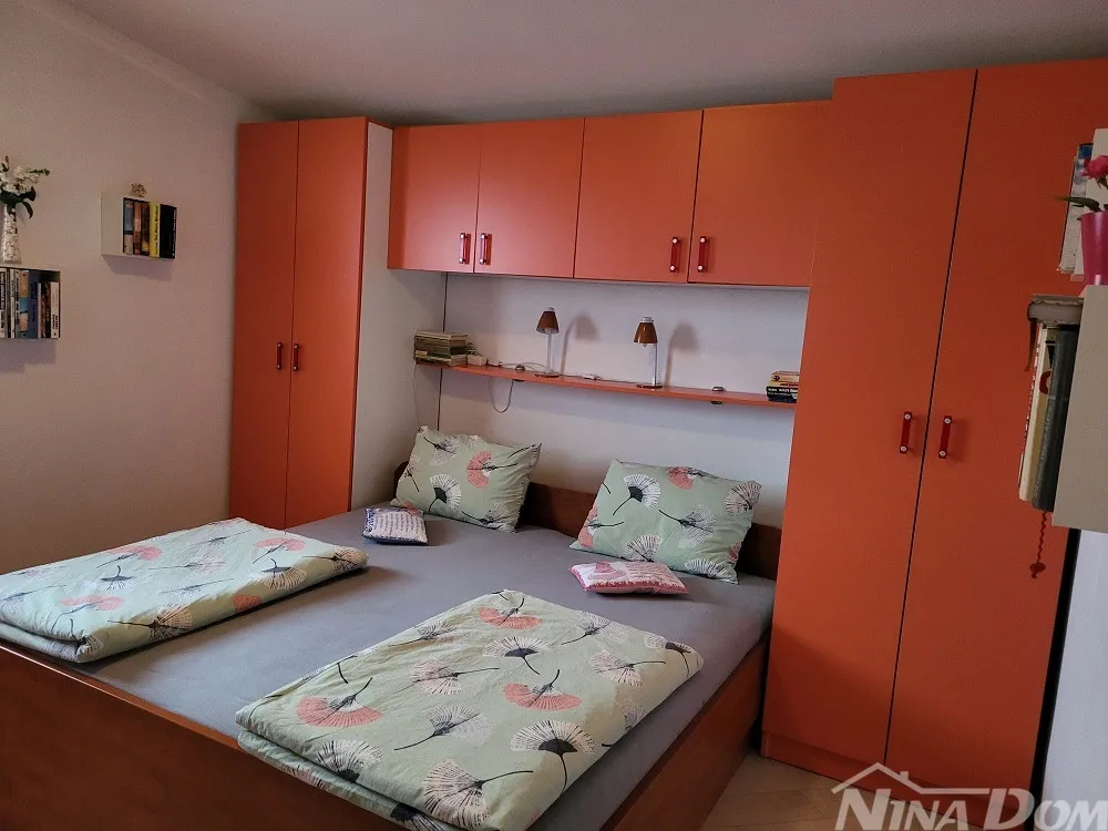 70 met. do mora 3 apartmana - slika 13
