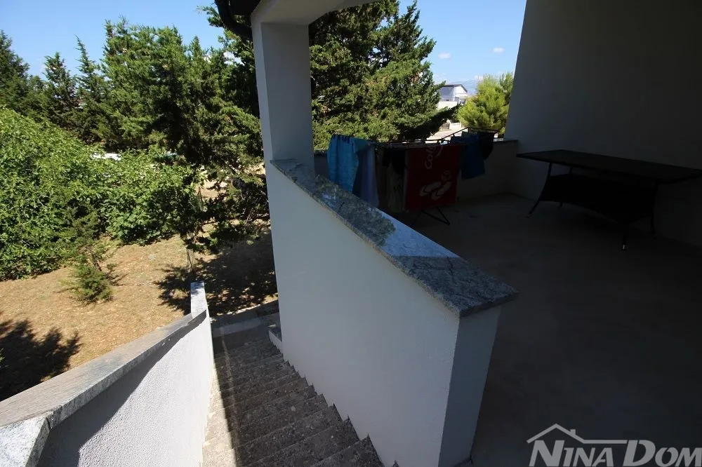 samostojeća nekretnina s prostranom okućnicom - slika 14