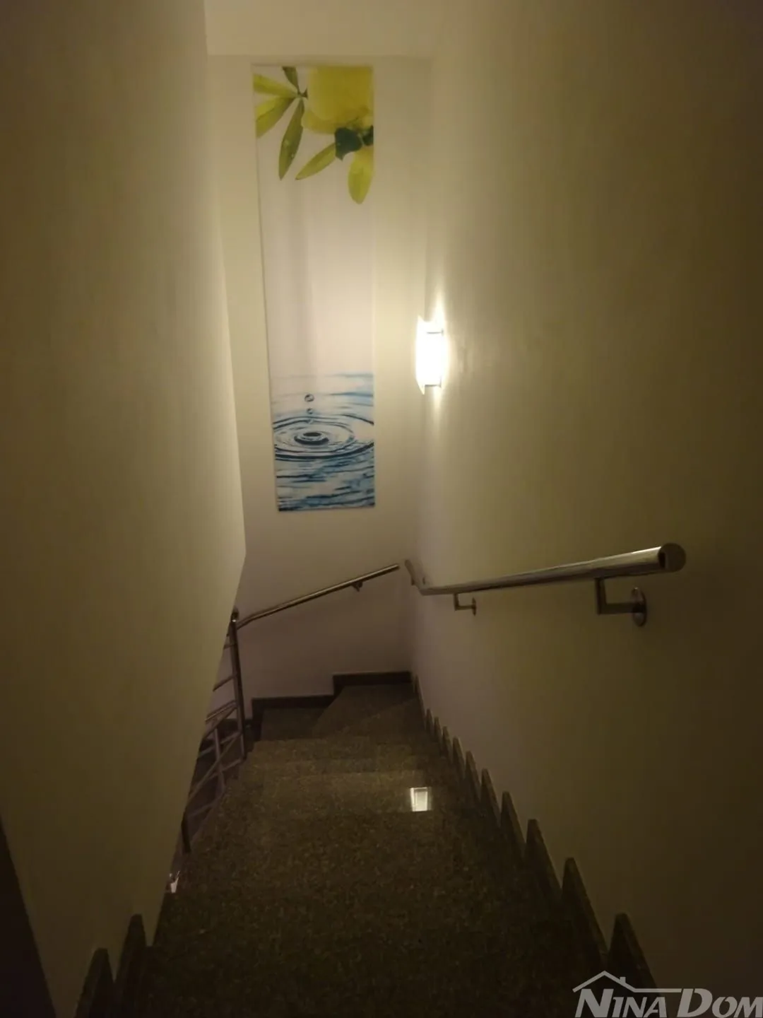 južna strana otoka vira, dvoetažni apartman 150 met. do mora - slika 16