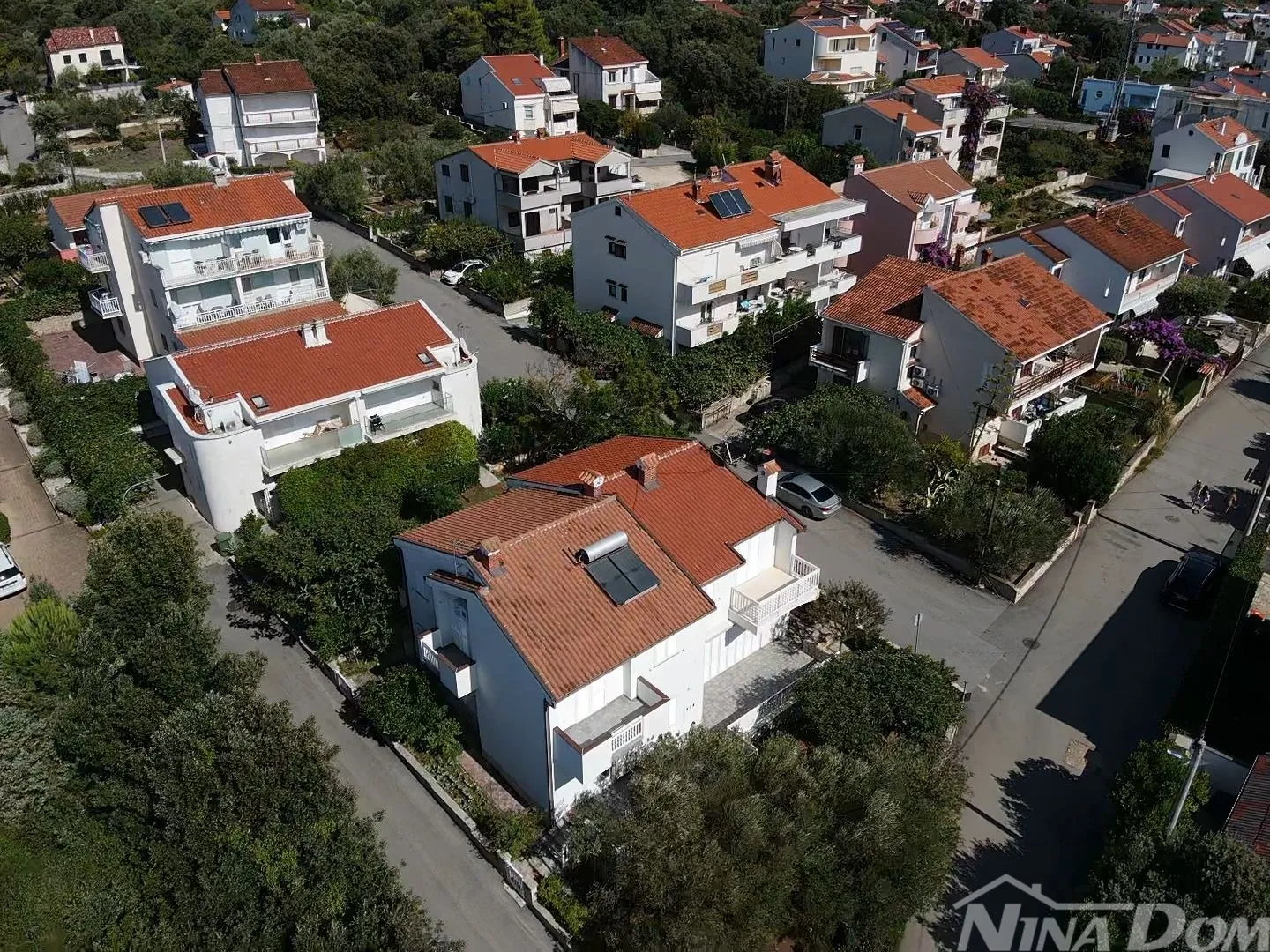prilika prodaja diklo dvojna kuća na mirnoj i tihoj lokaciji - slika 16