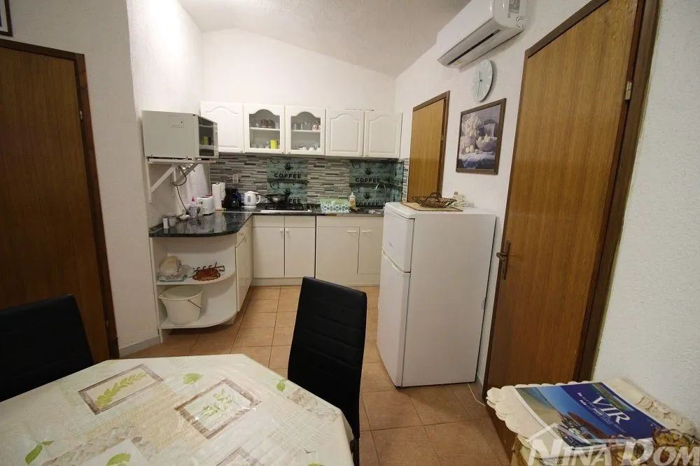 apartman južna strana, etažirano s vodom i kanalizacijom., - slika 6