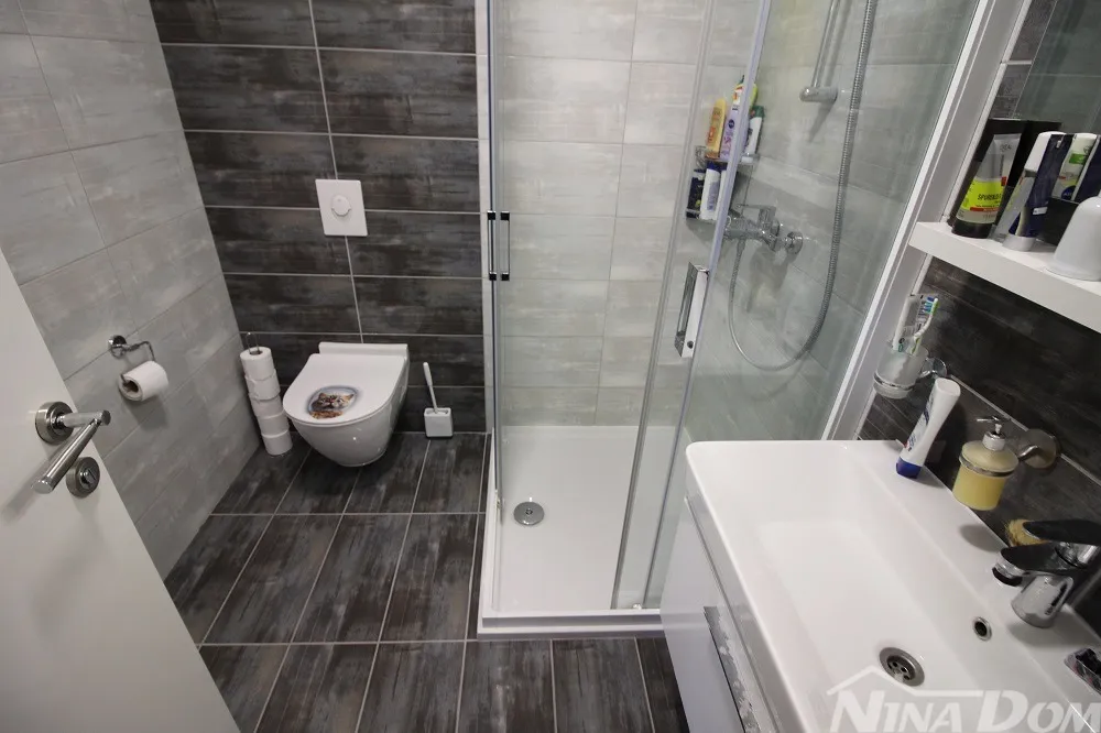 apartman na viru – 280m od plaže, uređen i useljiv! - slika 11
