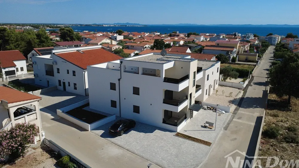 novogradnja apartmani, južna strana otoka vira. - slika 2