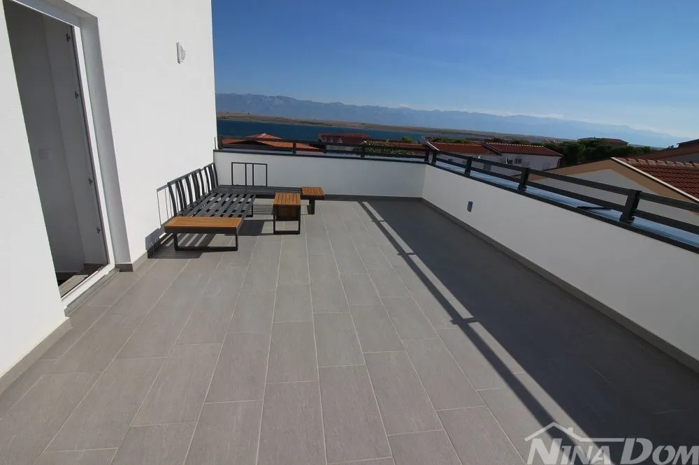 apartmanska kuća 150 metara do mora - slika 20