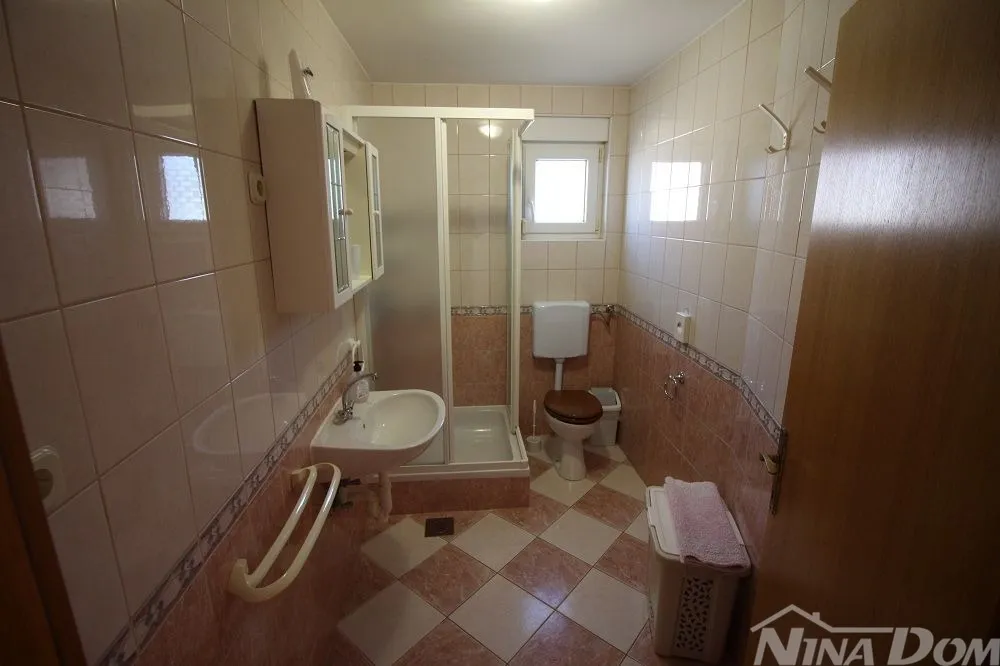 apartmanska kuća 2.red od mora južna strana vira - slika 13