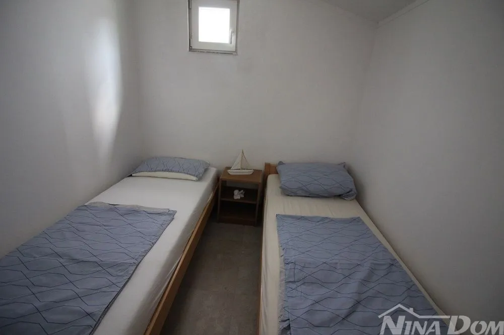 apartman u nizu s dvije spavaće sobe, blizina centra - slika 10