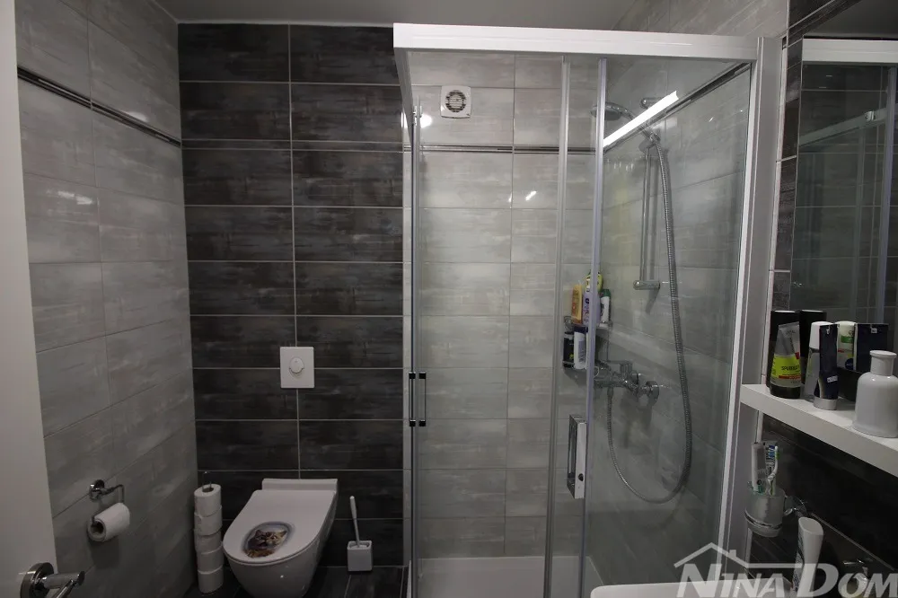 apartman na viru – 280m od plaže, uređen i useljiv! - slika 10