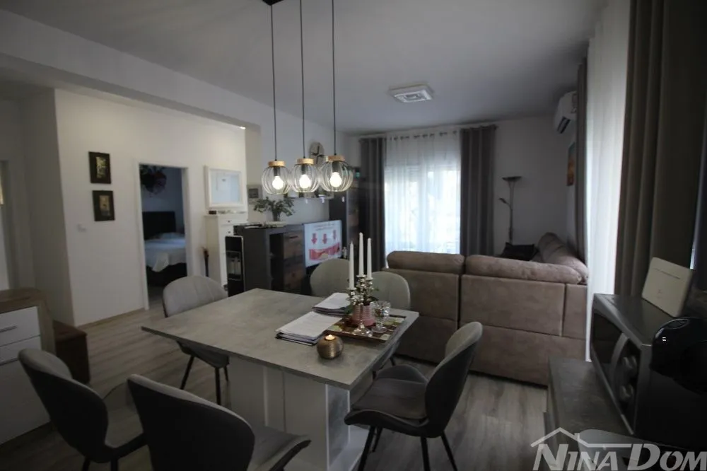 apartman u prizemlju s pomoćnim objektom. - slika 14