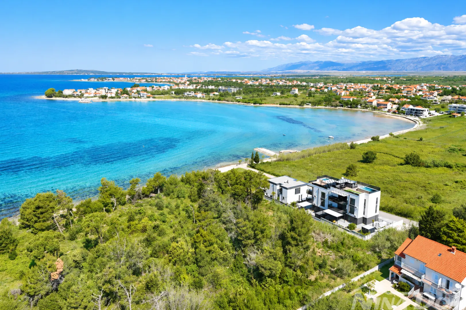 luksuzni penthouse s privatnom krovnom terasom i 2 parking mjesta - slika 3