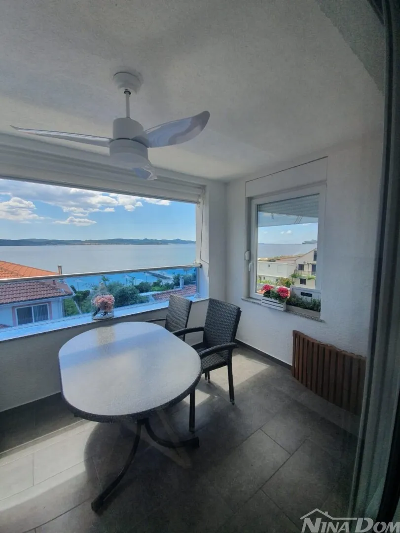 prodaje se apartman drugi red od mora sa garažom bibinje - slika 17