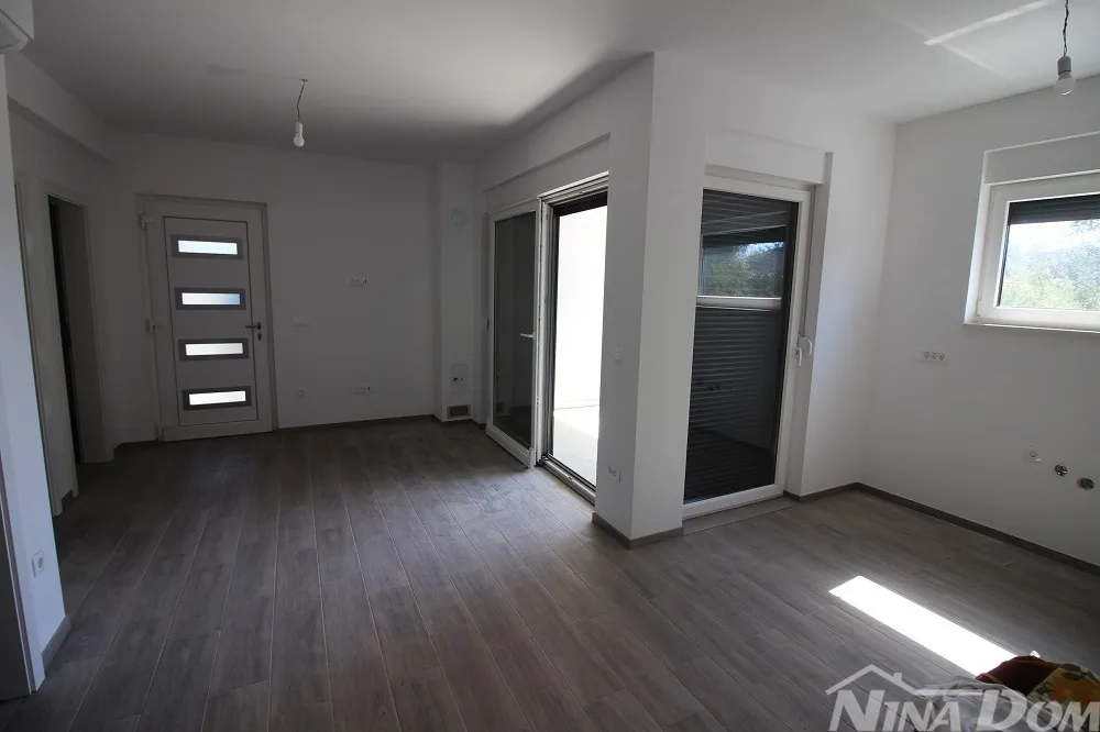 novogradnja,južna strana, 1 kat - slika 5