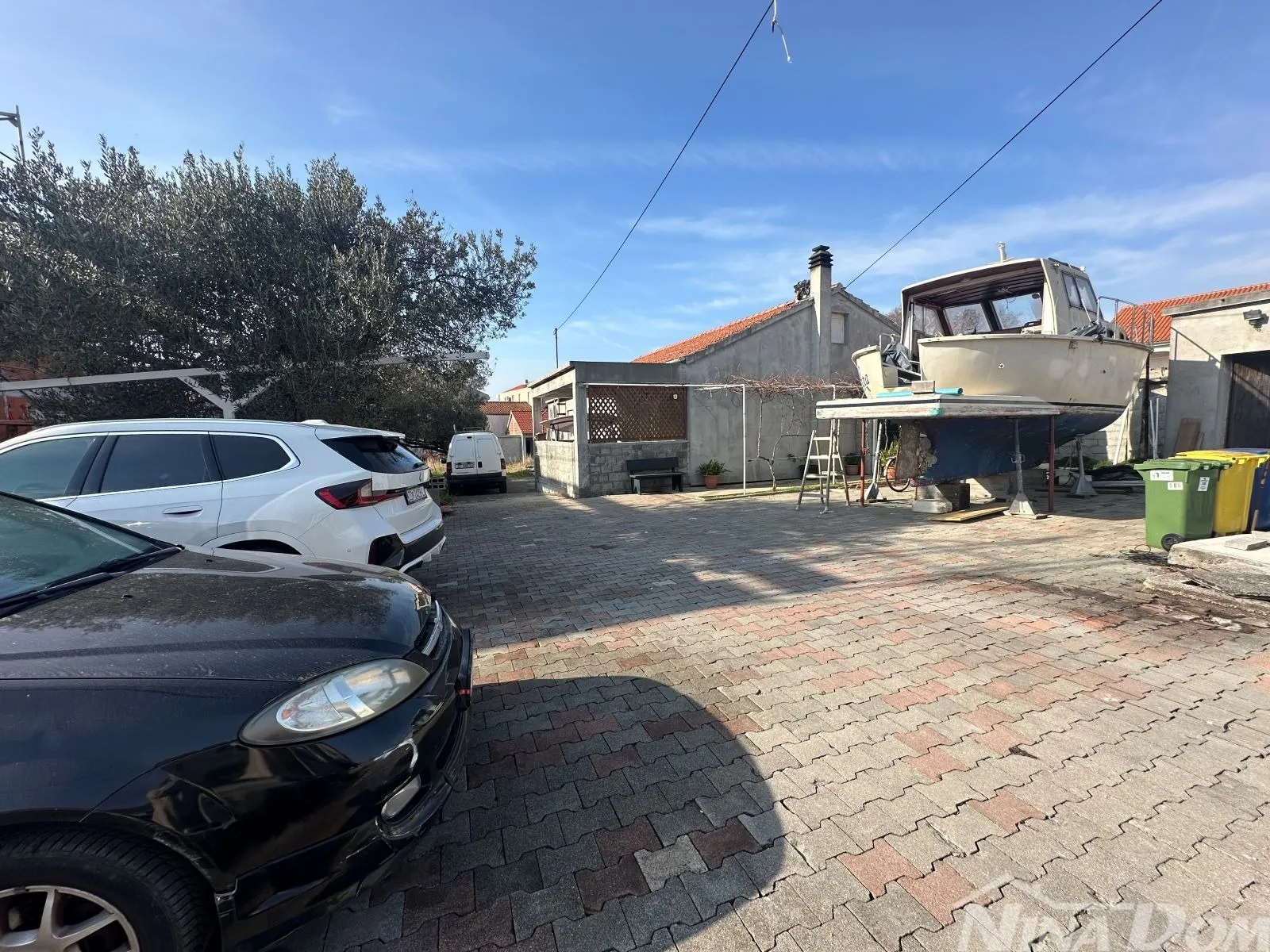 zadar-bibinje-kuća u 2. redu do mora na 1336m2 - slika 5