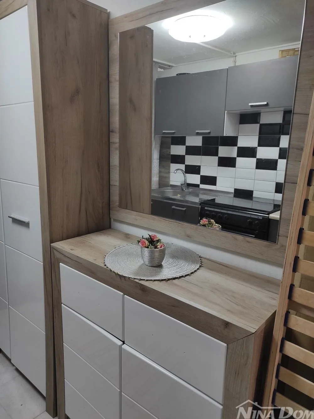 nekretnina s 4 apartmana, krovna terasa s pogledom na more i velebit. - slika 26