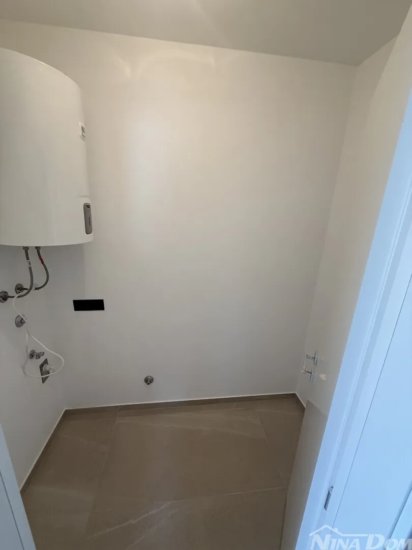 novogradnja apartmani, južna strana otoka vira. - slika 11