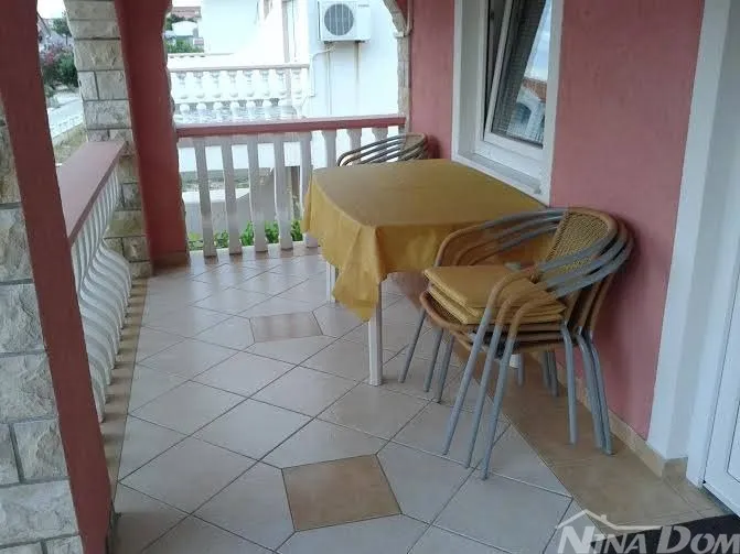 apartmanska kuća 50 metara do mora. - slika 15