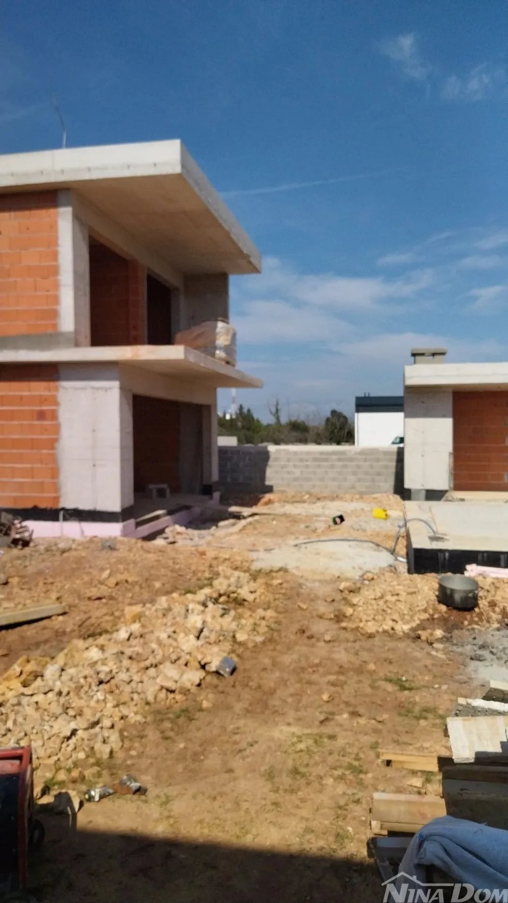 villa s bazenom u izgradnji, mogućnosti kombinacije - slika 3