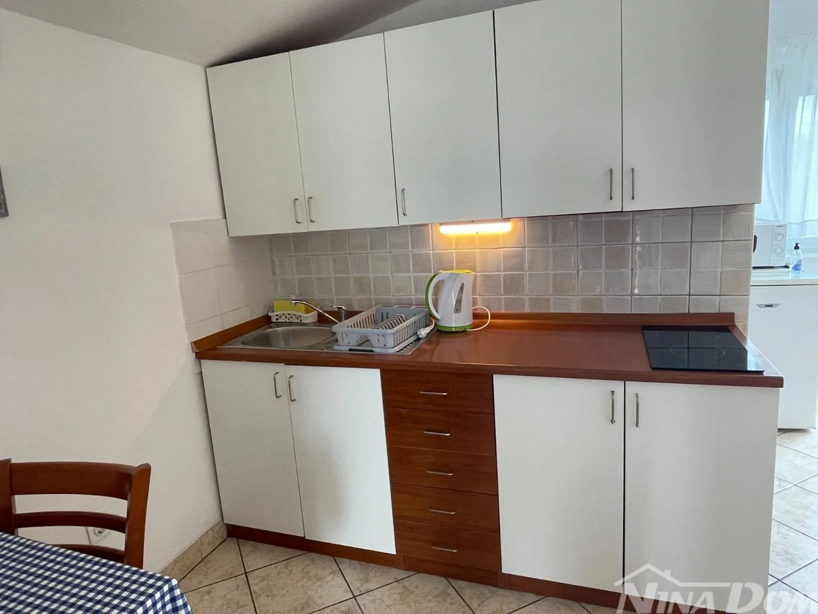 apartmanska kuća - privlaka - 6 apartmana - slika 18