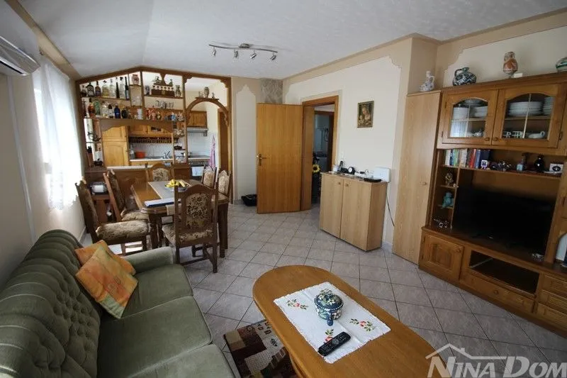 lijepo uređena nekretnina, s dva stana , garaža s okućnicom - slika 26
