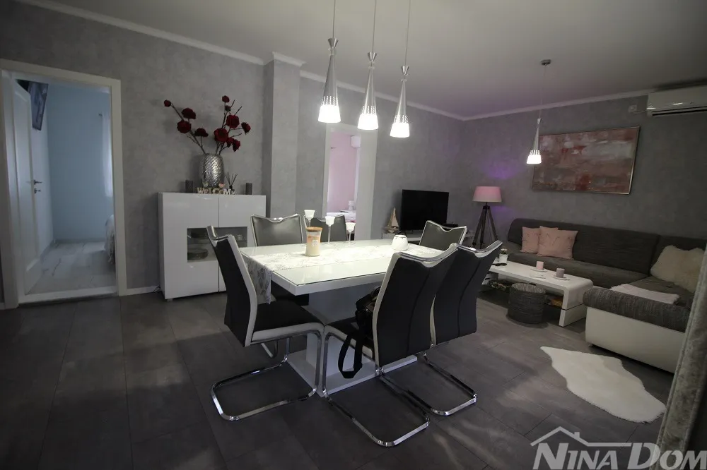 Oaza mira na Viru – 150 m od plaže, odmah useljivo! - Vir, Vir