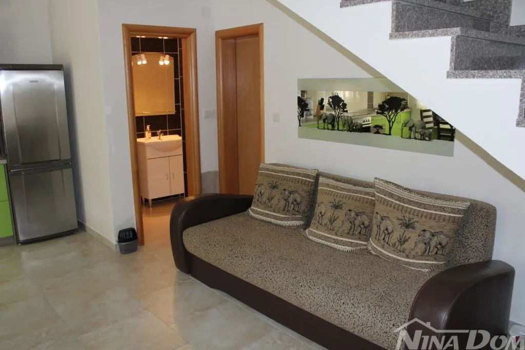 južna strana etažni apartman 87,95 m2 170 met.do mora - slika 7