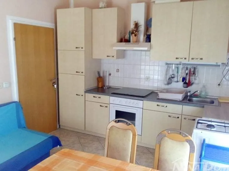 nekretnina 3 stambene jedinice prvi red do mora. - slika 10